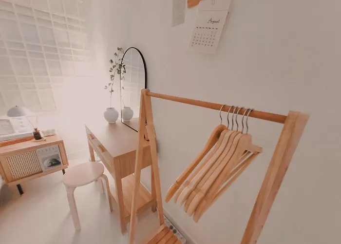 Apartment Soso On 합법숙소#대흥역도보 3분 #4퀸 #kdh#홍대 #8인 #공항철도 #신촌 #지하철초근접 #마포 #세브란스 #k *